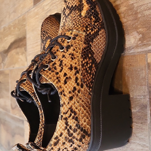 Topshop Snakeskin Print Lace-up Chunky Heel Brogue Shoes, Size 8 - Picture 11 of 16
